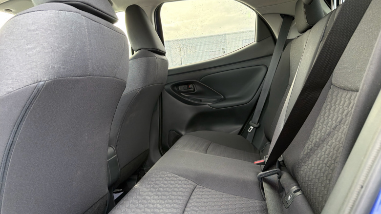 Toyota Yaris 1.5 Hybrid Design 5dr CVT Hybrid Hatchback